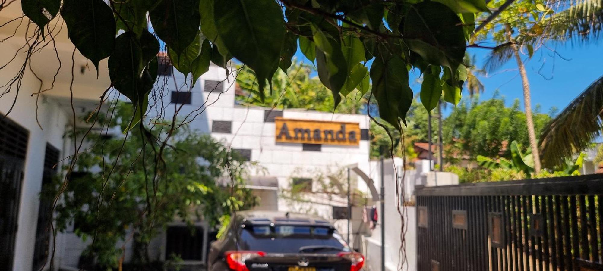 Hotel Amanda Mirissa Esterno foto